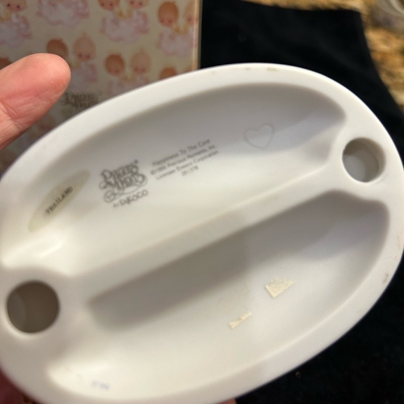 Happiness To The Core Precious Moments Figurine Bold  & Colorful with Box - Picture 4 of 5